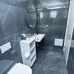 Viroi 3*